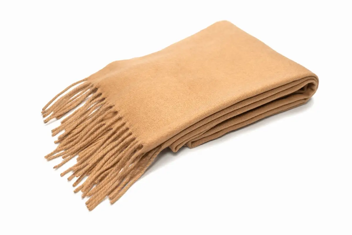 Écharpe en laine tricotée main